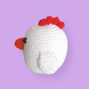 Lola the Chicken crochet kit - Image 4