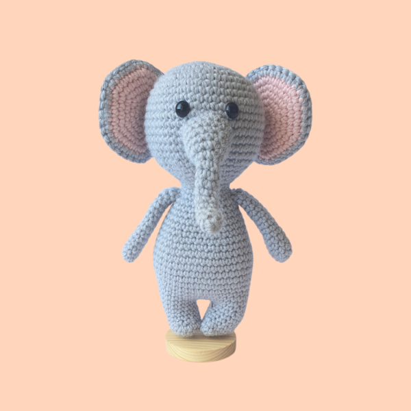 Bongo the Elephant crochet kit